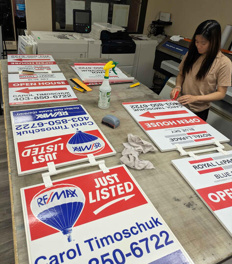 Double-sided sandwich board